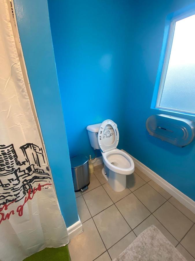 Private Los Angeles Room - Free Wifi, Ac, Tv, Private Fridge, Kitchen, Near Usc - Exposition Park - Usc Memorial Coliseum - Banc Of California Bmo Stadium - Downtown Los Angeles Dtla - University Of Southern California Usc!! Exterior photo