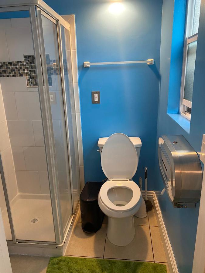 Private Los Angeles Room - Free Wifi, Ac, Tv, Private Fridge, Kitchen, Near Usc - Exposition Park - Usc Memorial Coliseum - Banc Of California Bmo Stadium - Downtown Los Angeles Dtla - University Of Southern California Usc!! Exterior photo