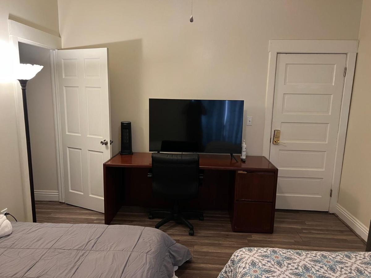 Private Los Angeles Room - Free Wifi, Ac, Tv, Private Fridge, Kitchen, Near Usc - Exposition Park - Usc Memorial Coliseum - Banc Of California Bmo Stadium - Downtown Los Angeles Dtla - University Of Southern California Usc!! Exterior photo
