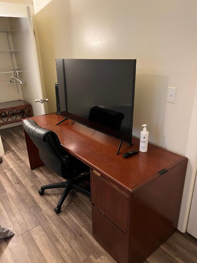 Private Los Angeles Room - Free Wifi, Ac, Tv, Private Fridge, Kitchen, Near Usc - Exposition Park - Usc Memorial Coliseum - Banc Of California Bmo Stadium - Downtown Los Angeles Dtla - University Of Southern California Usc!! Exterior photo